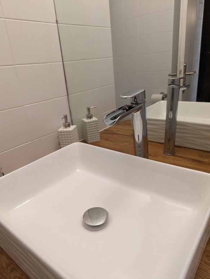 Studio Hyper Centre Bagneres-de-Luchon Экстерьер фото